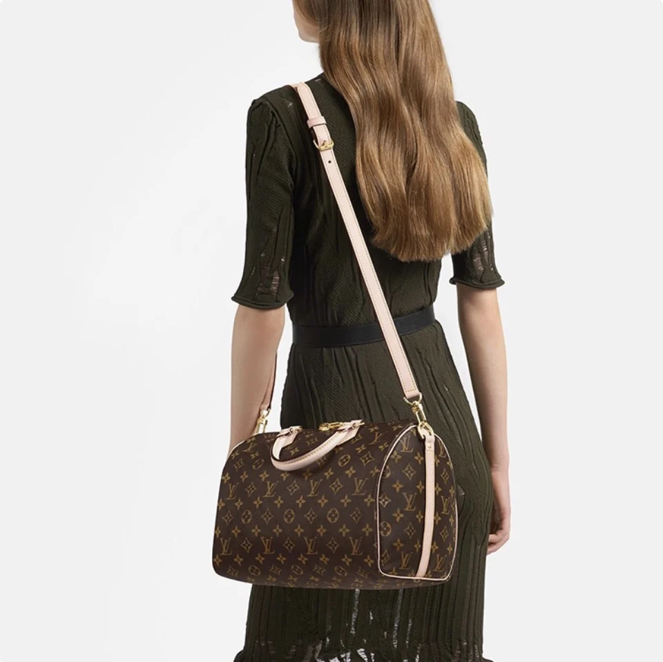LV Speedy Shoulder Bag 30