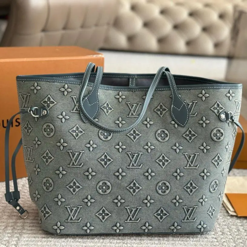 Louis Vuitton LV Neverfull Shoulder Bag Tote Shopping Bag