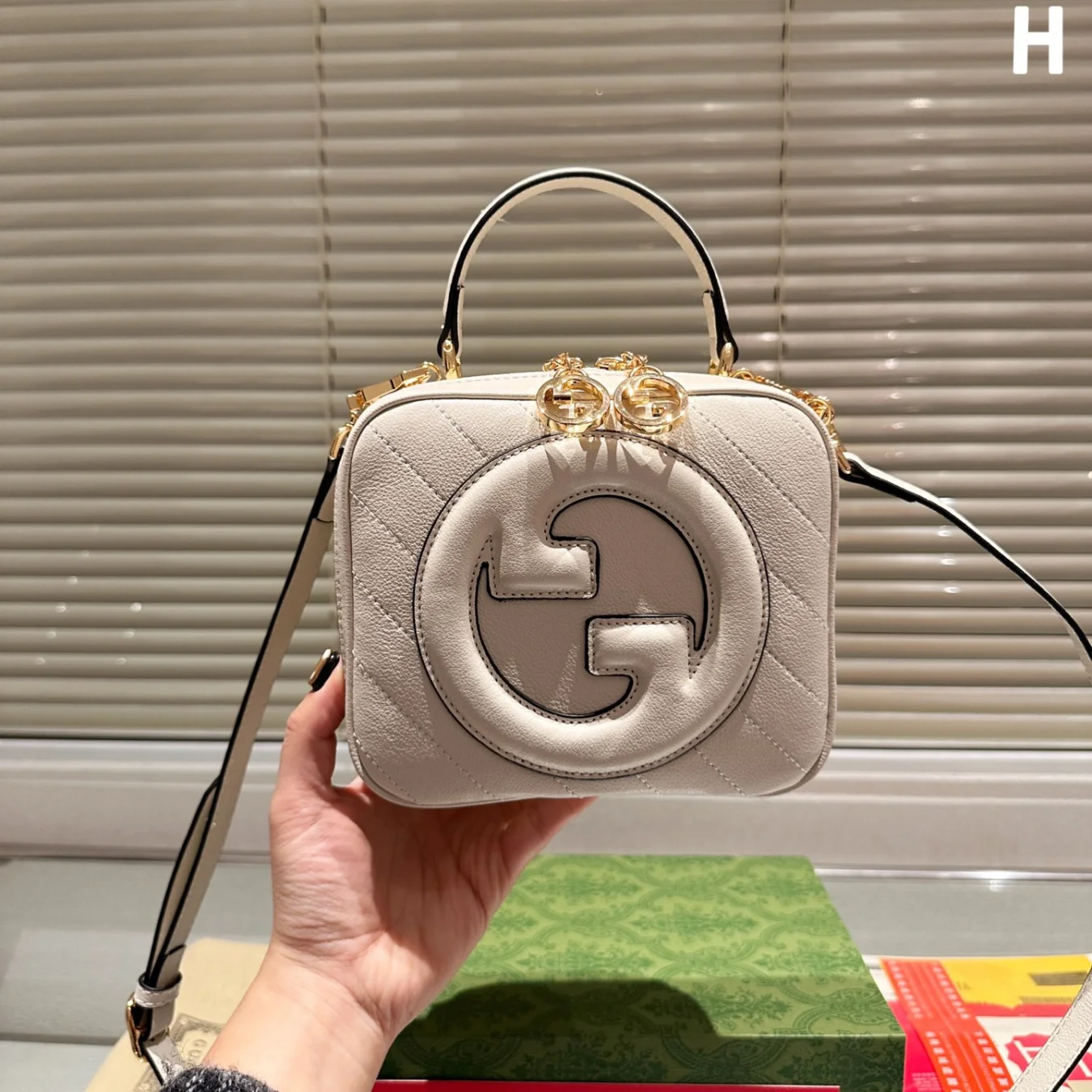 GUCCl Blondie Small Top Handle Bag