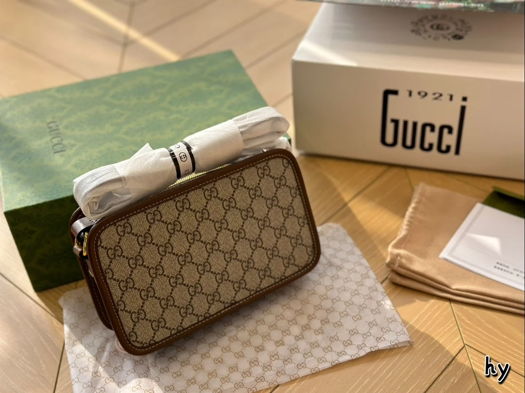 Gucci Camera Shoulder Bag