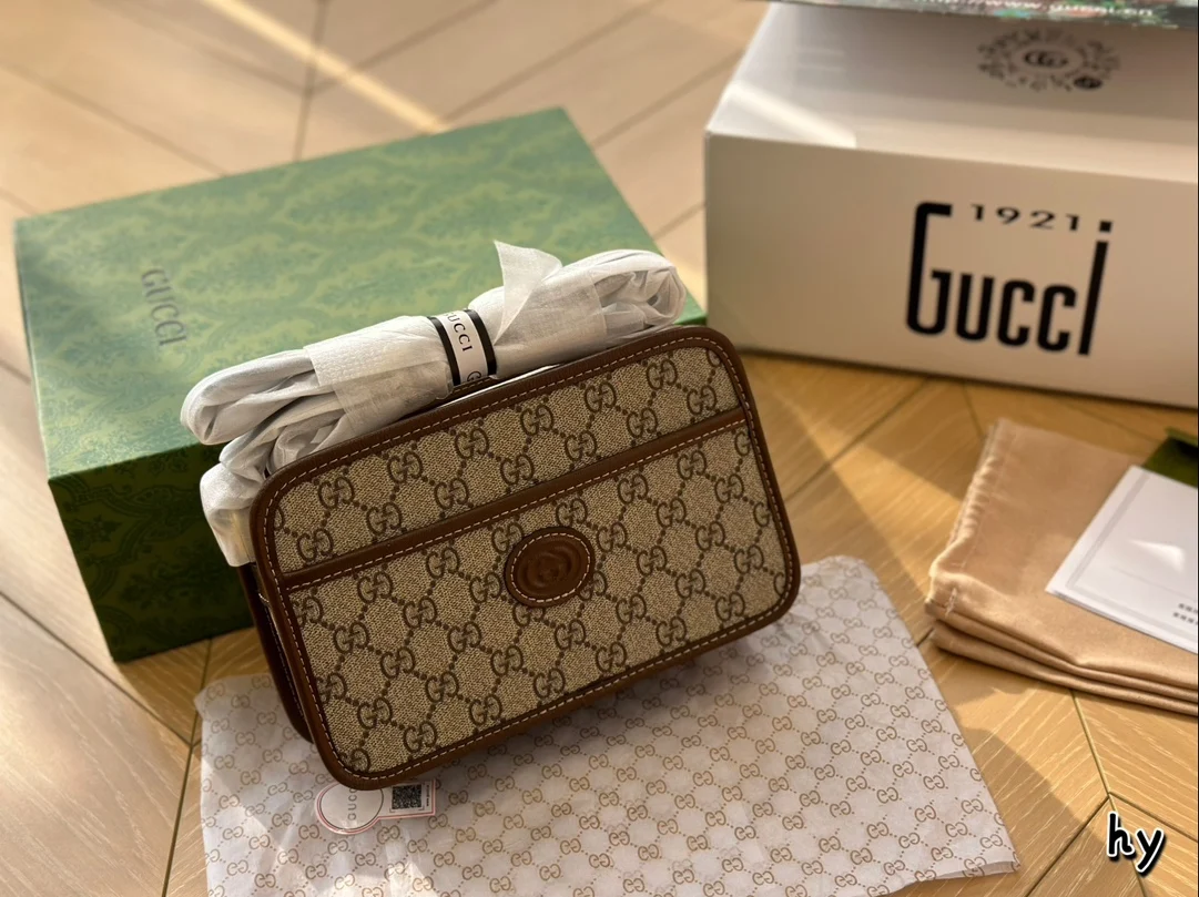 Gucci Camera Shoulder Bag