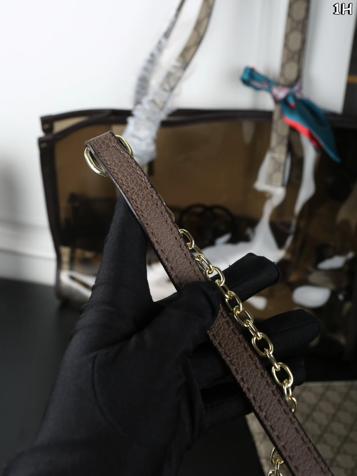 GUCCI Tote Bag + Tote Bag + Wallet