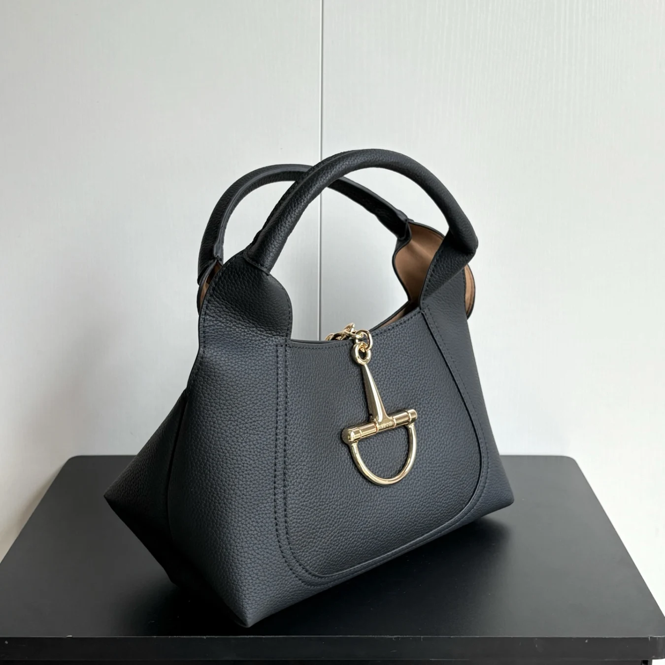 Gucci Softbit small shoulder bag, style: 837467