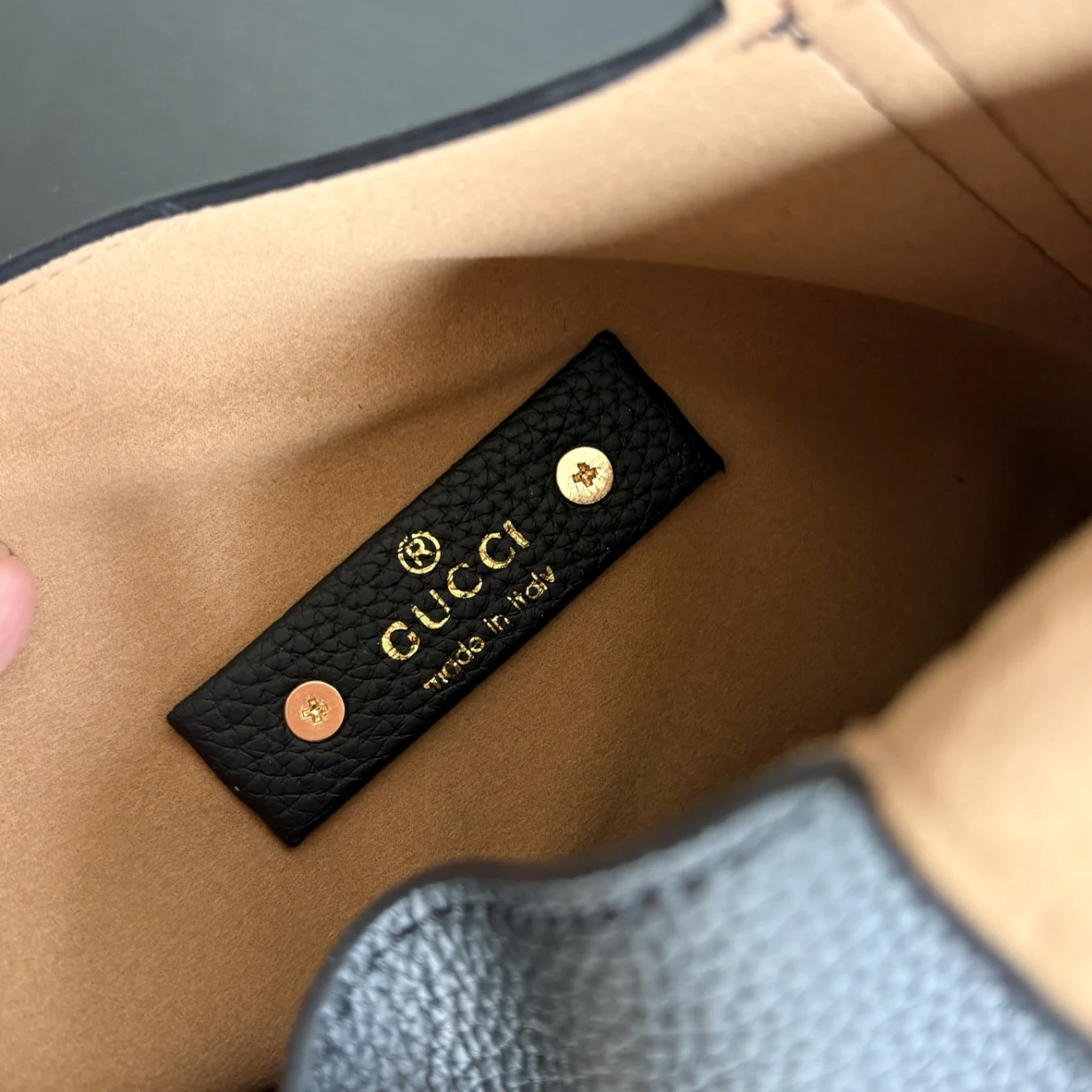 Gucci Softbit small shoulder bag, style: 837467