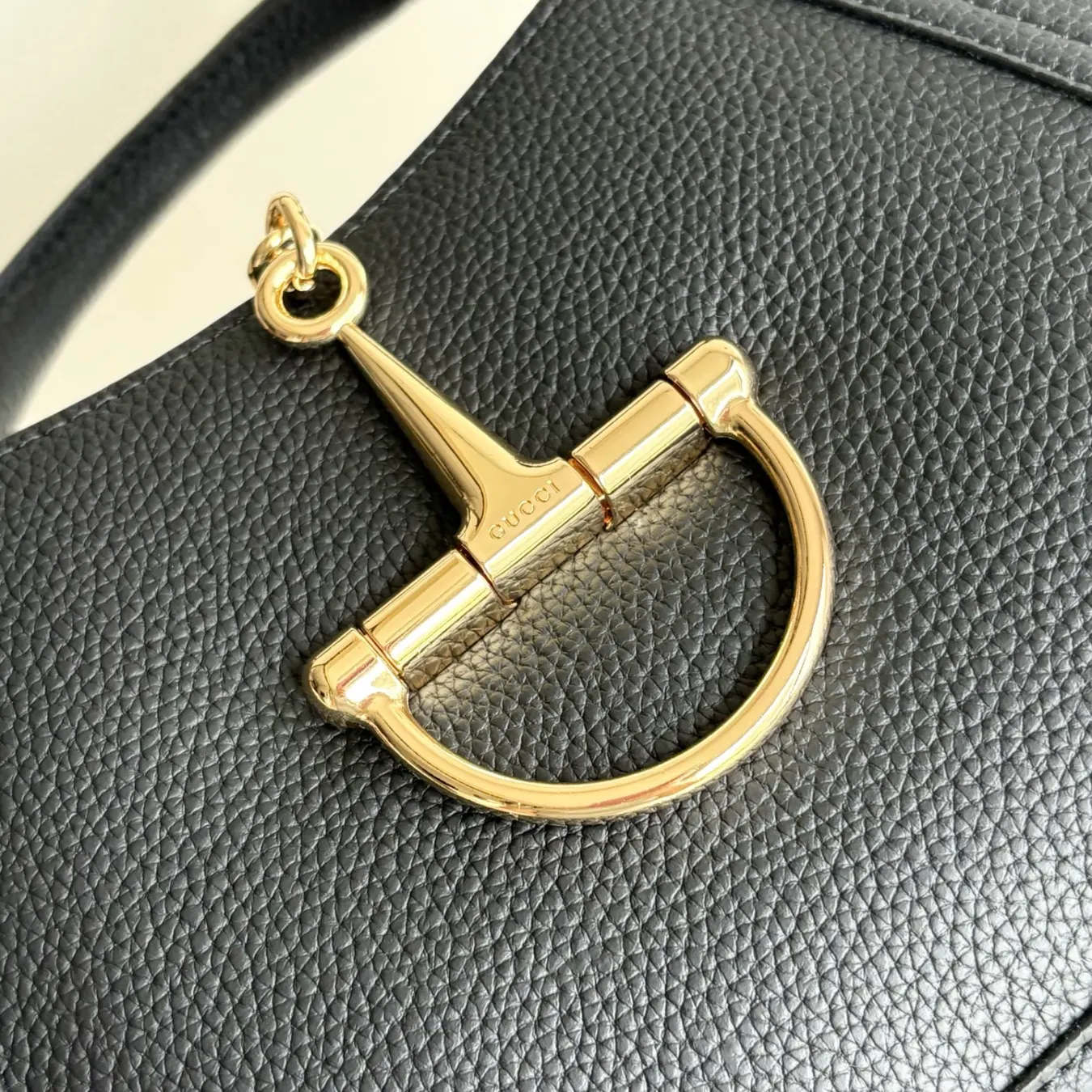 Gucci Softbit small shoulder bag, style: 837467