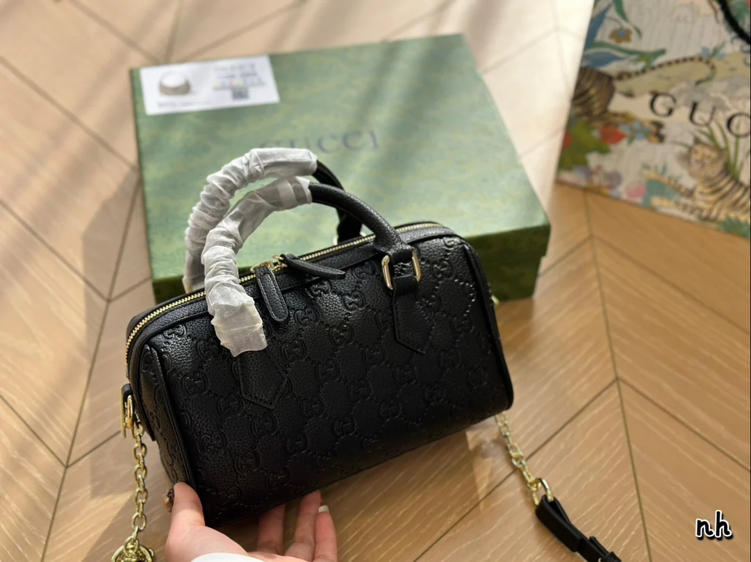 Gucci Speedy Boston Shoulder Bag