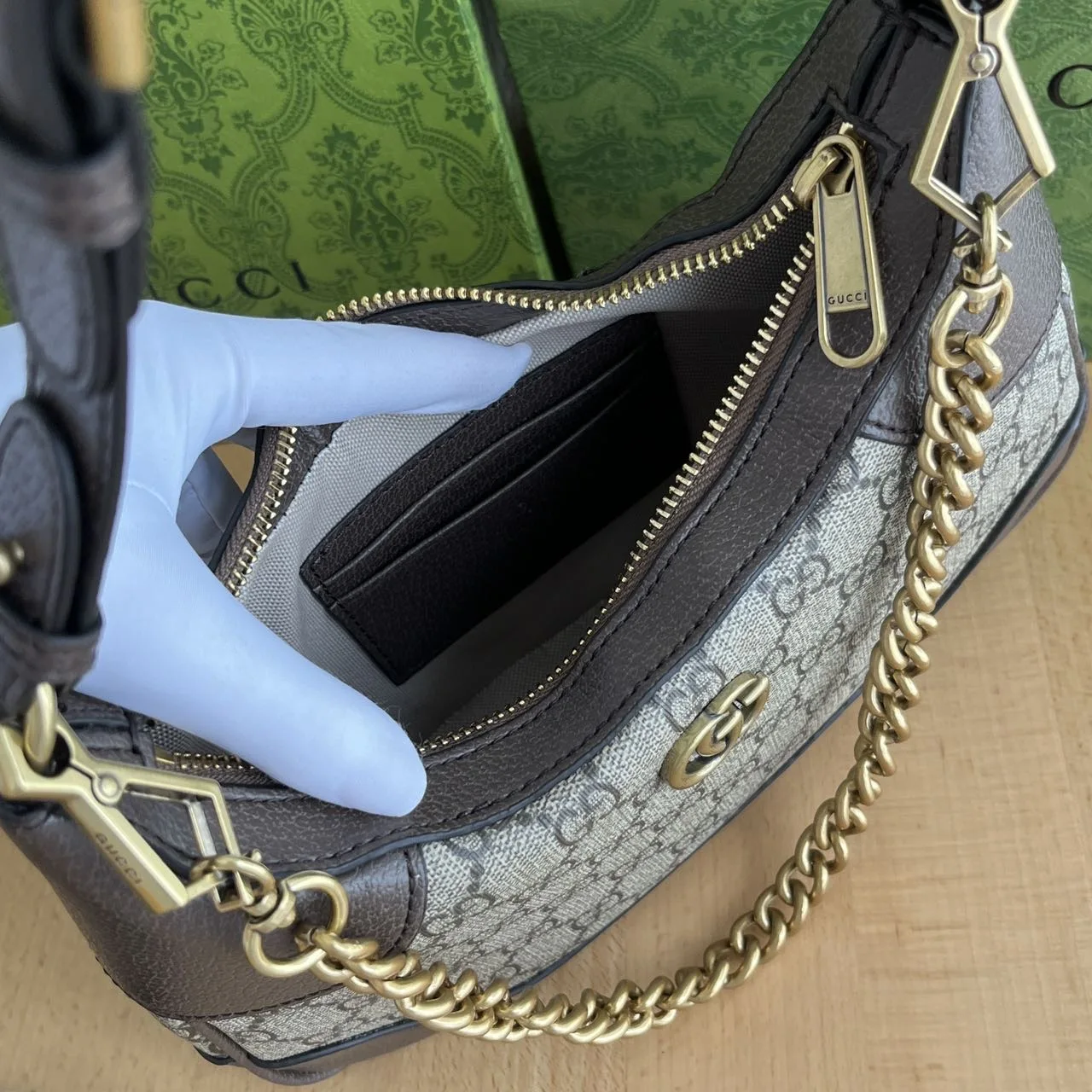 Gucci new Hobo Crescent Bag 731817