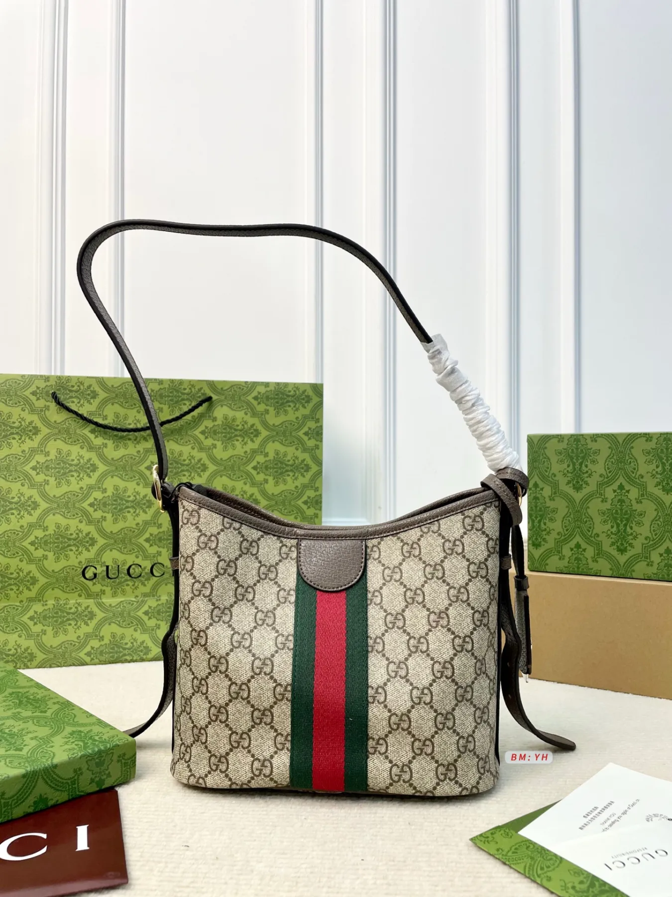 GUCCI Ophidia Bucket Crossbody Bag