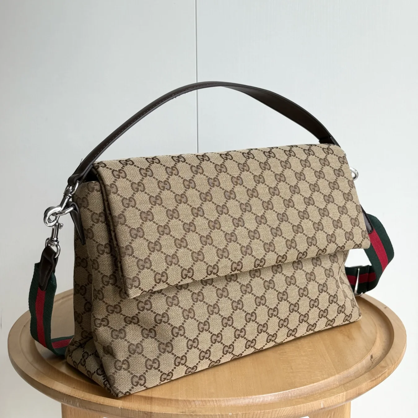 New canvas bag from the Gucci Style: 821616
