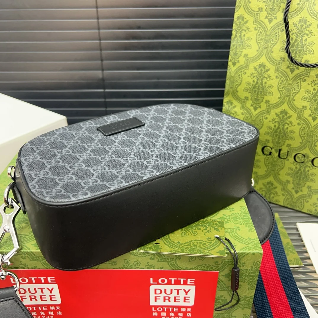 Gucci Camera Shoulder Bag Crossbody Bag