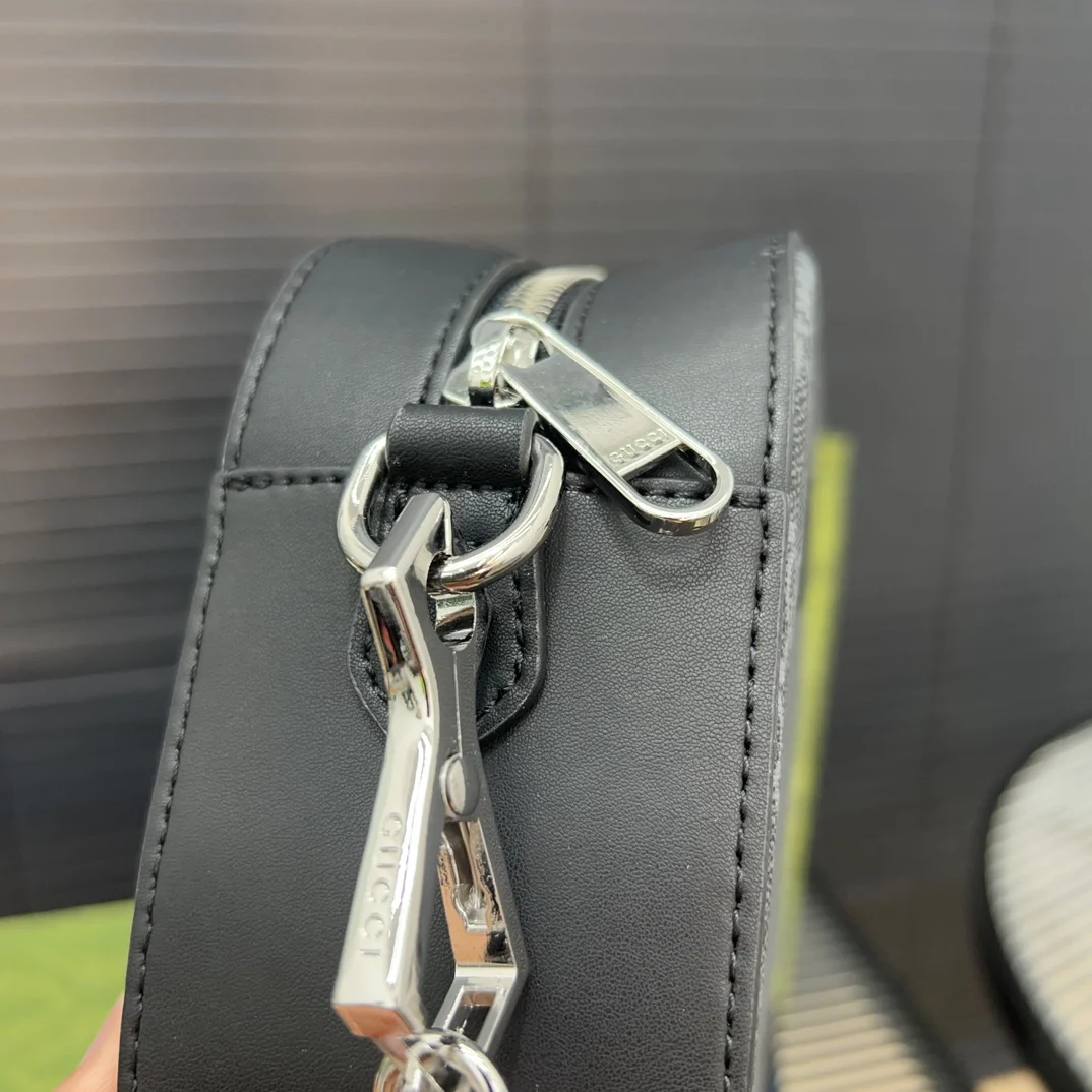 Gucci Camera Shoulder Bag Crossbody Bag