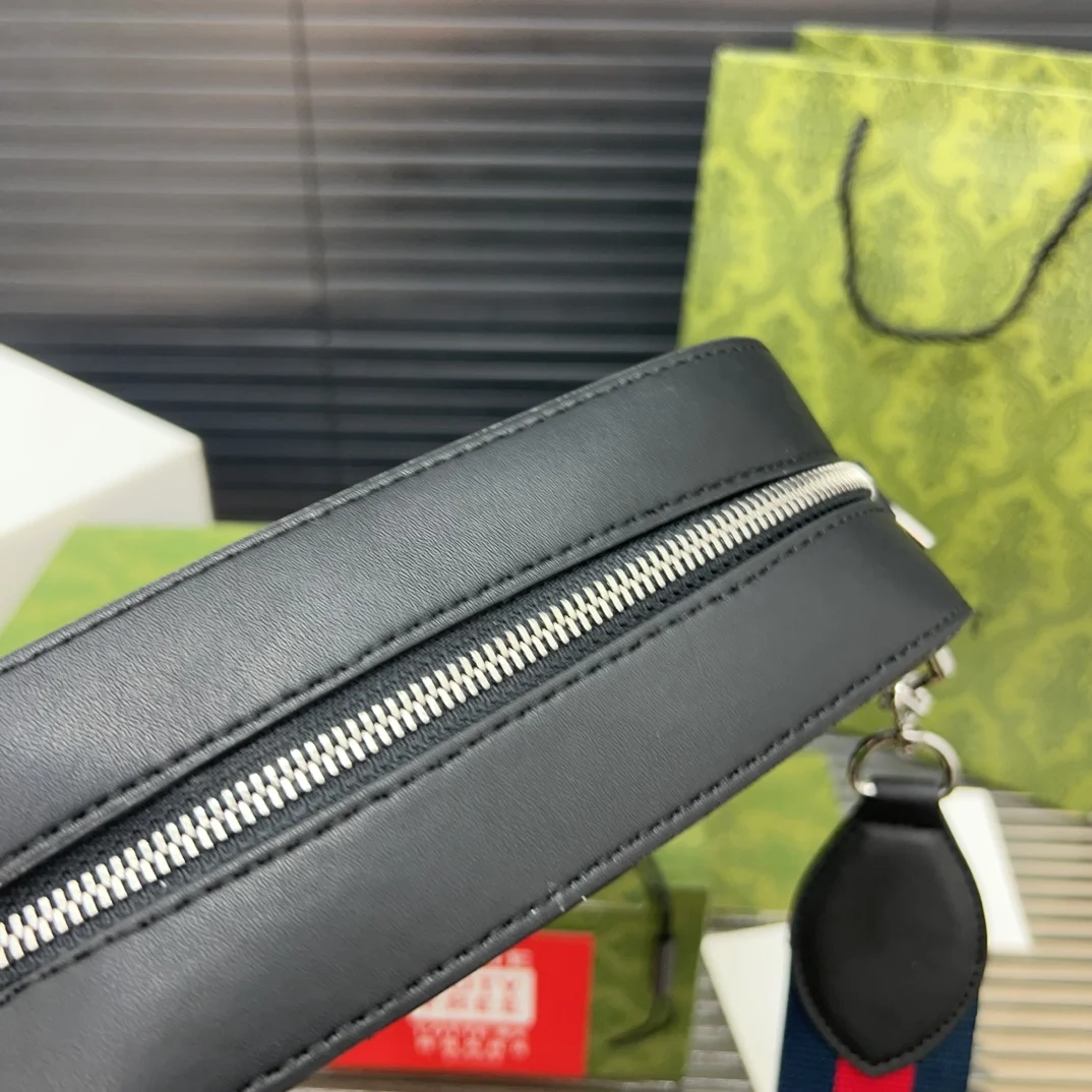 Gucci Camera Shoulder Bag Crossbody Bag