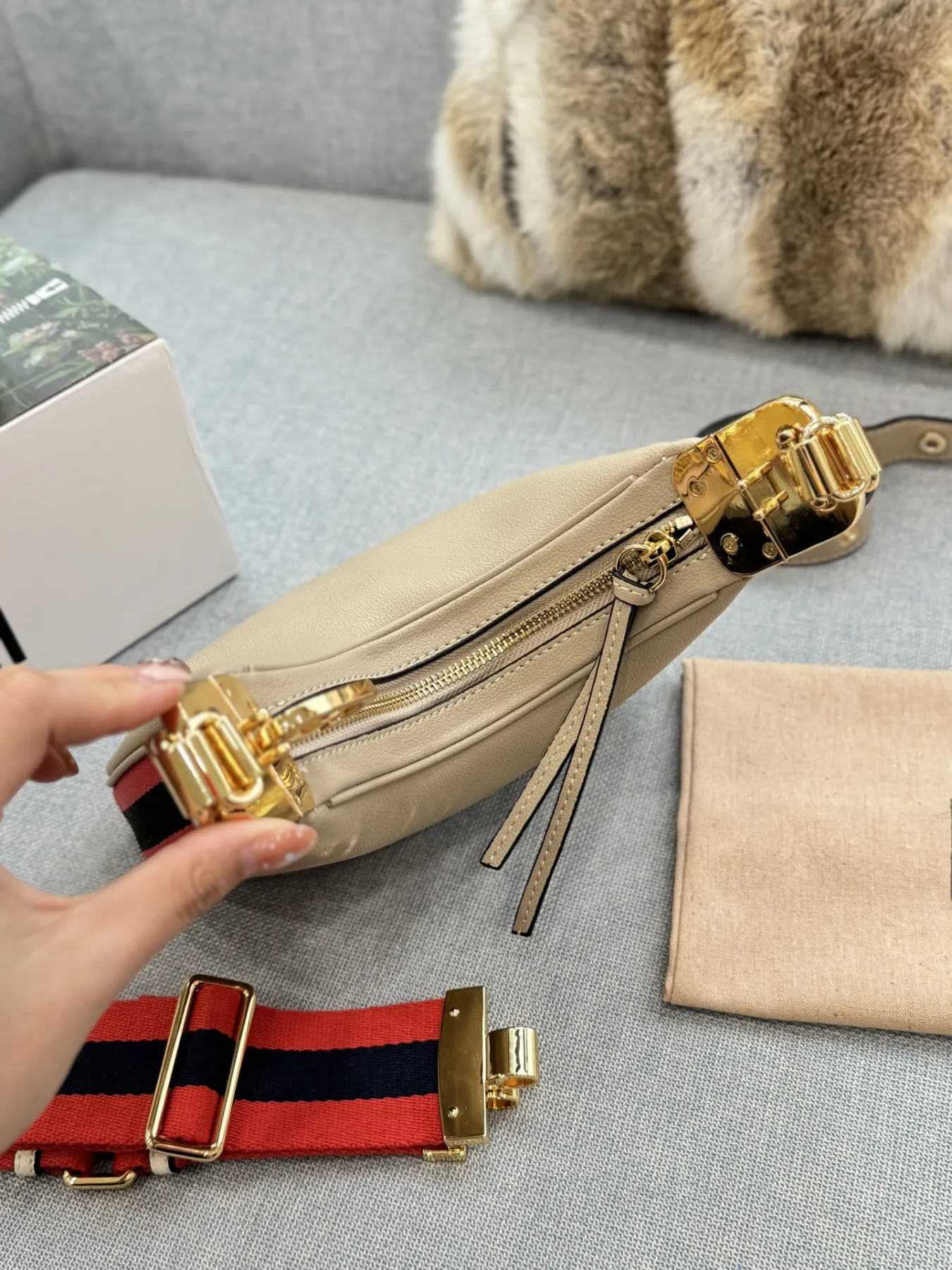 GUCCI Biscuit Bag Attachment 270