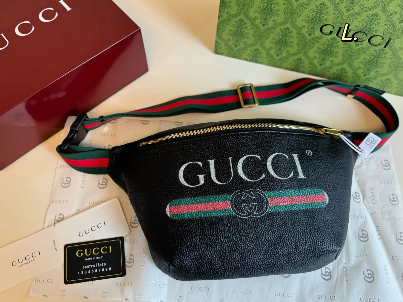 GUCCI waist bag