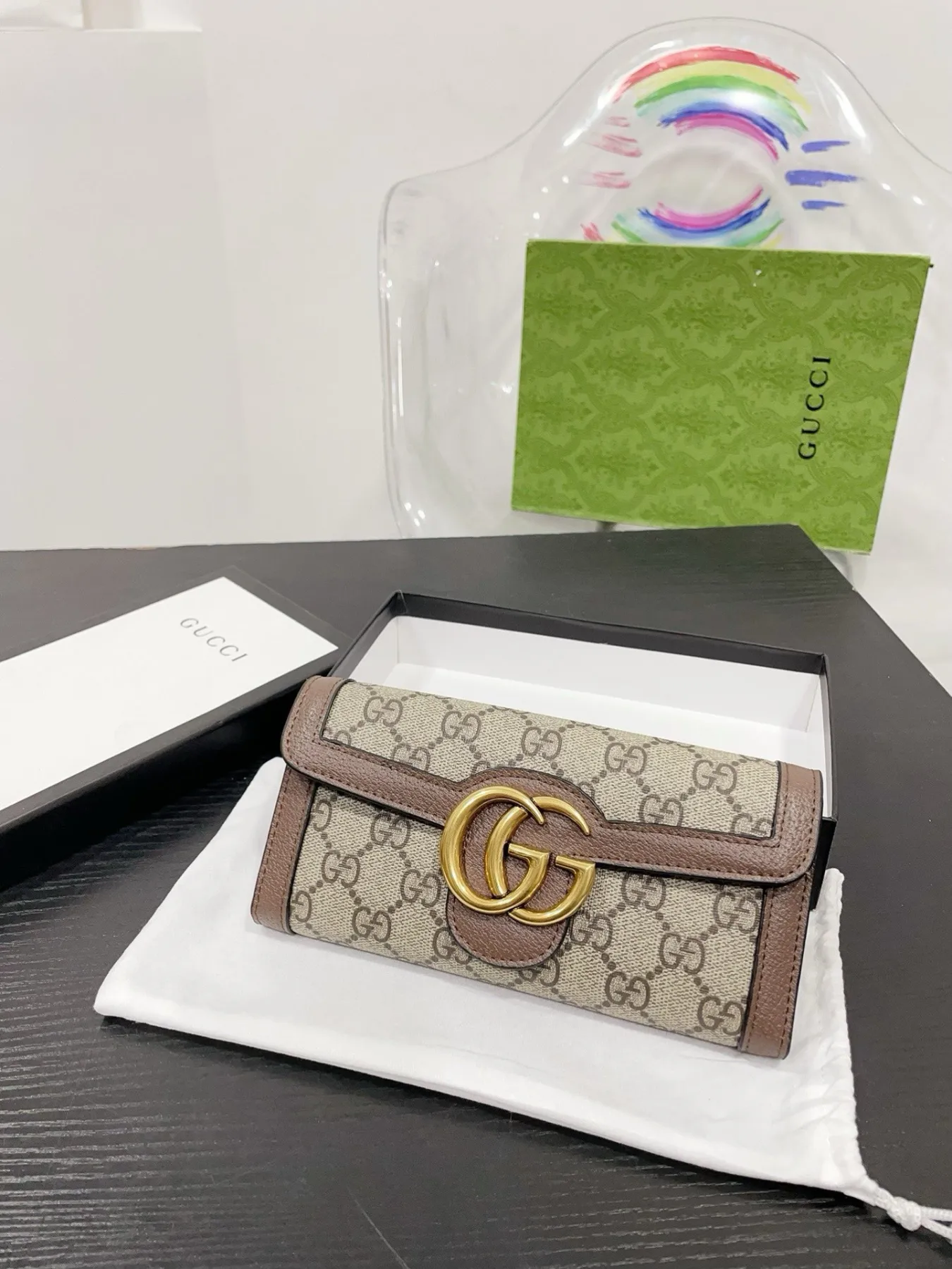 Gucci Wallet Style: 210