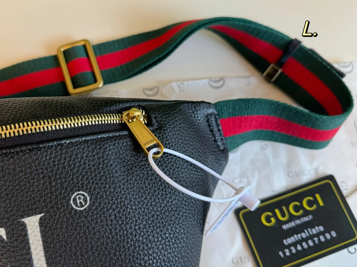 GUCCI waist bag