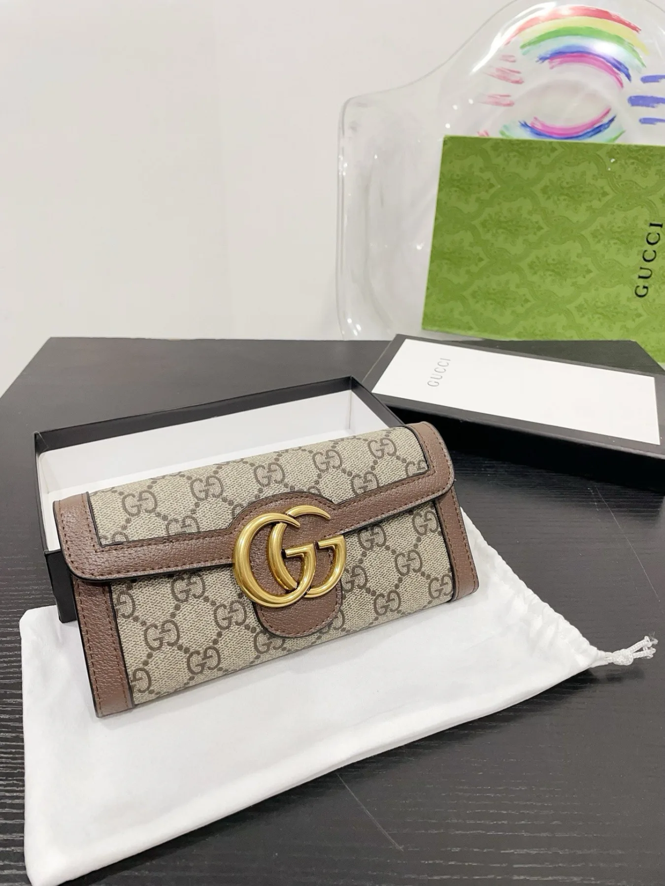 Gucci Wallet Style: 210