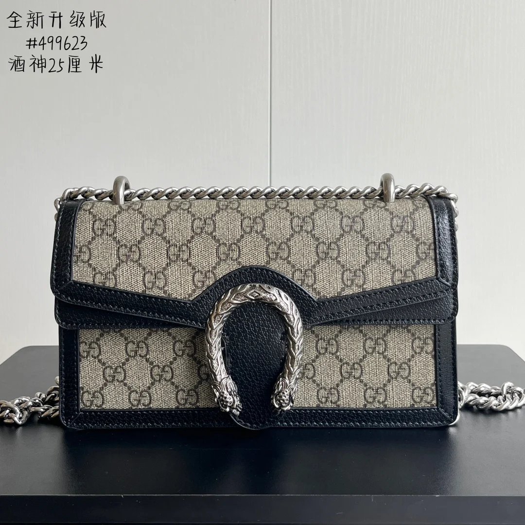 Gucci Dionysus Diamond Buckle Dionysus. Model: 499623