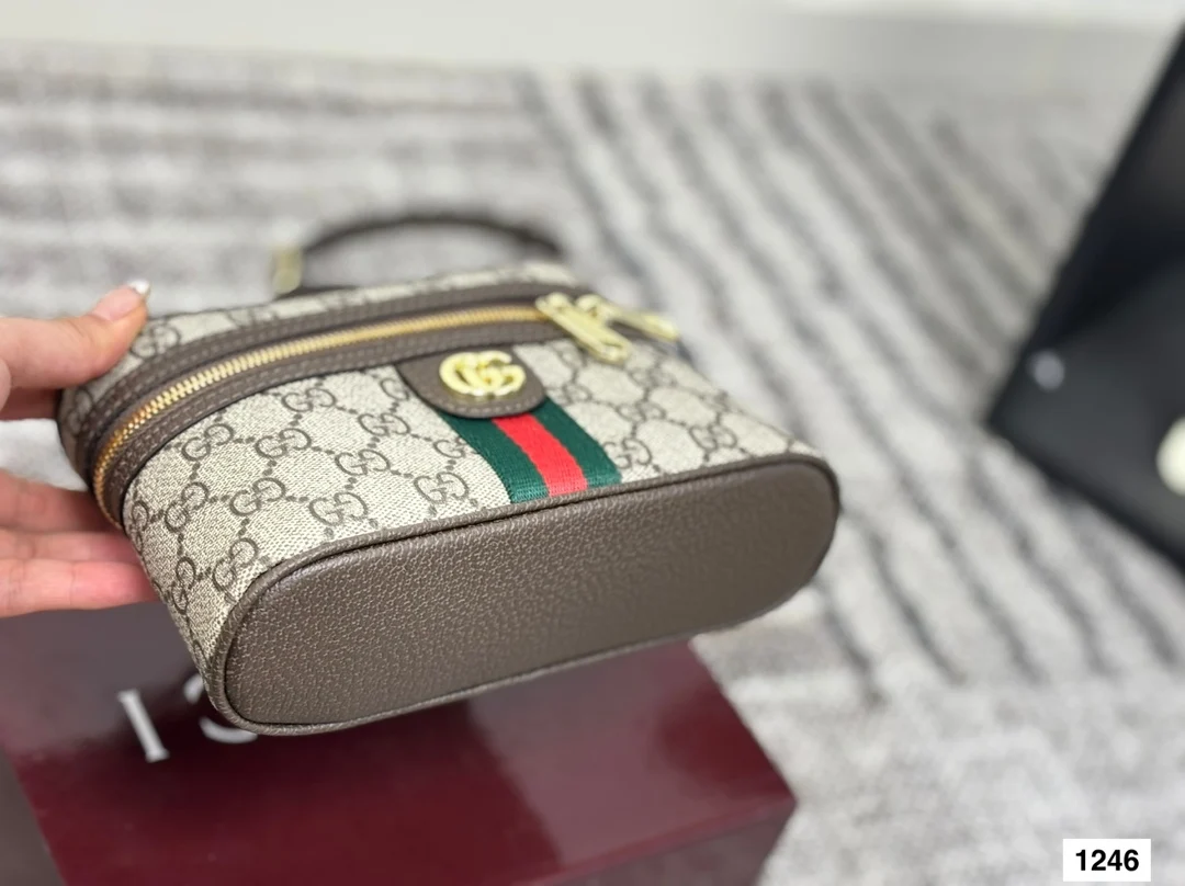 Gucci Ophidia new cosmetic bag