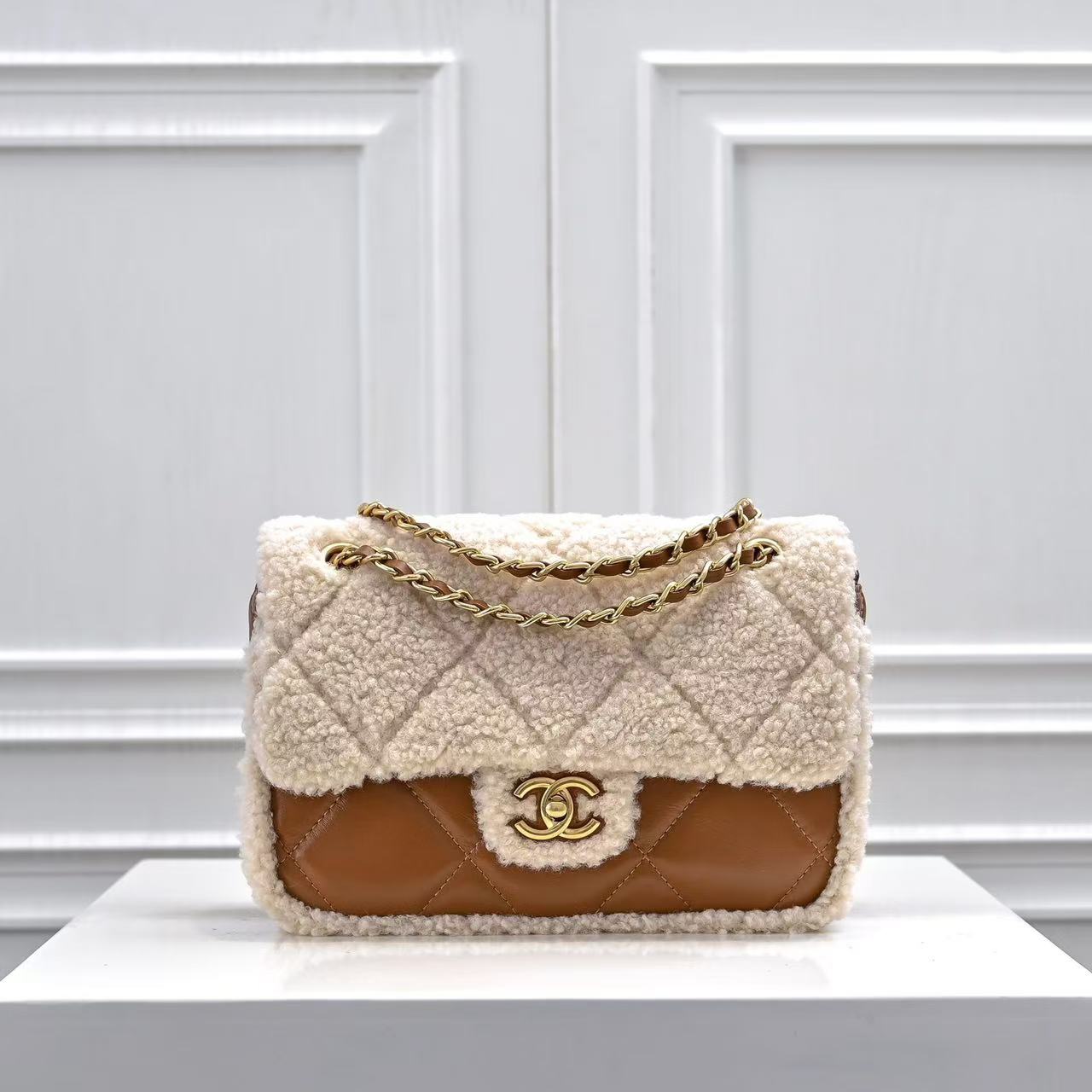 Chanel Autumn and Winter Series Flap Bag