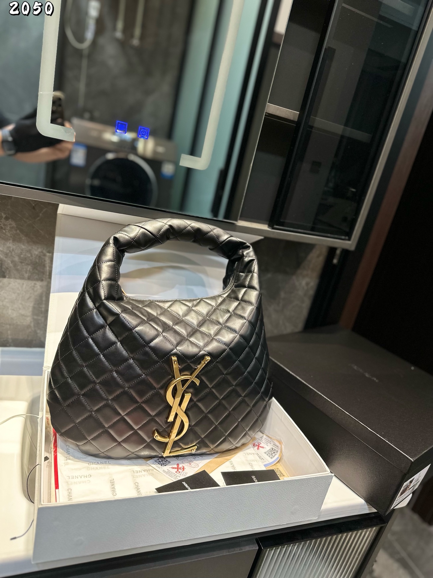 YSL Baby Icare 43cm Lambskin Tote Le Cassandre Quilting Crossbody 10A