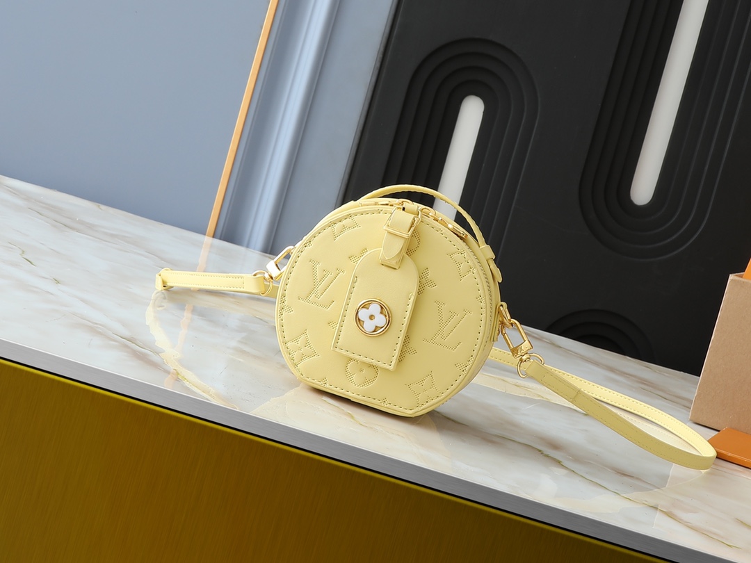 Louis Vuitton Boite Chapeau mini bag. M11294