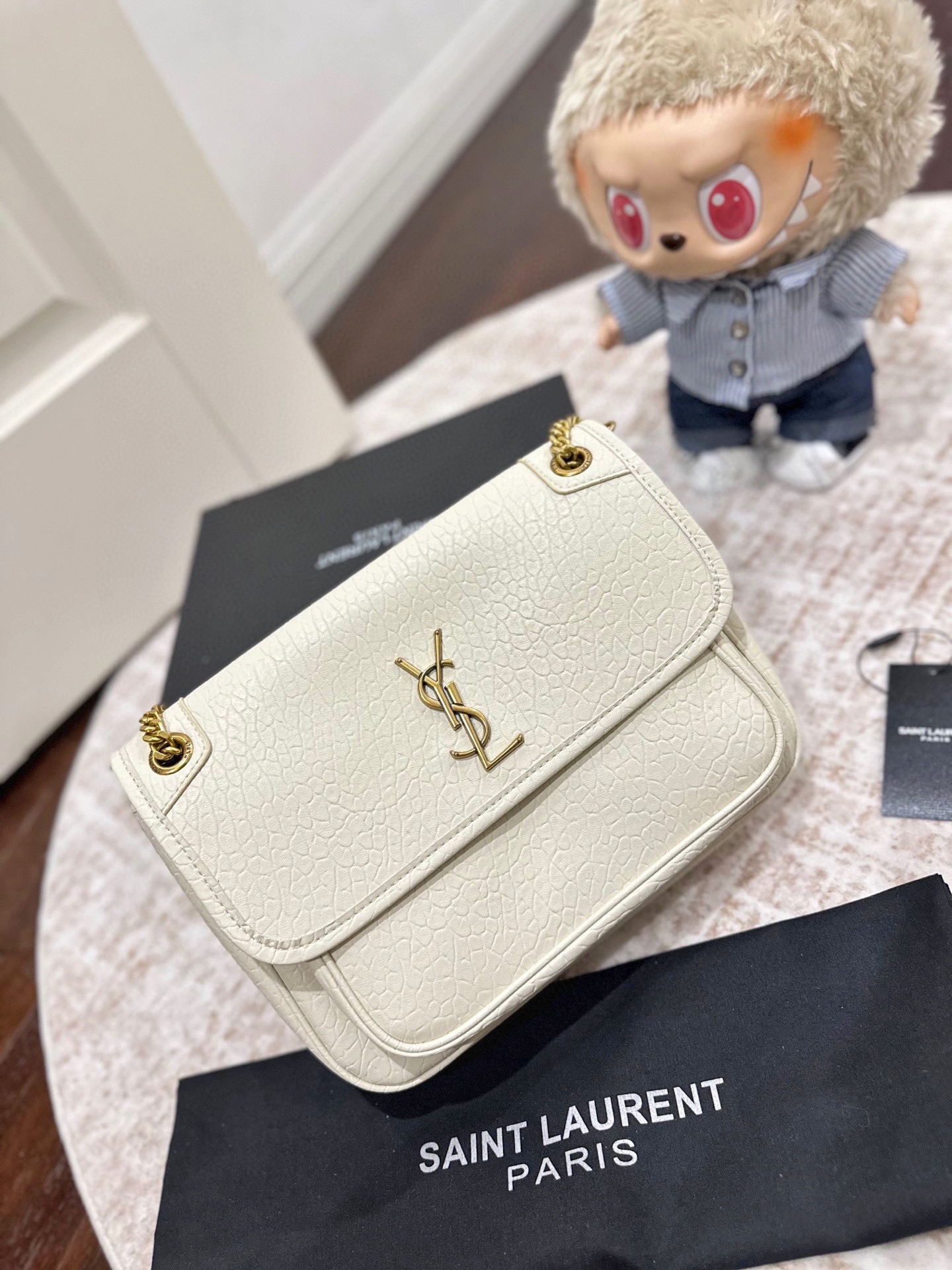 ​​YSL Niki 28cm Crinkled Leather Messenger Crossbody