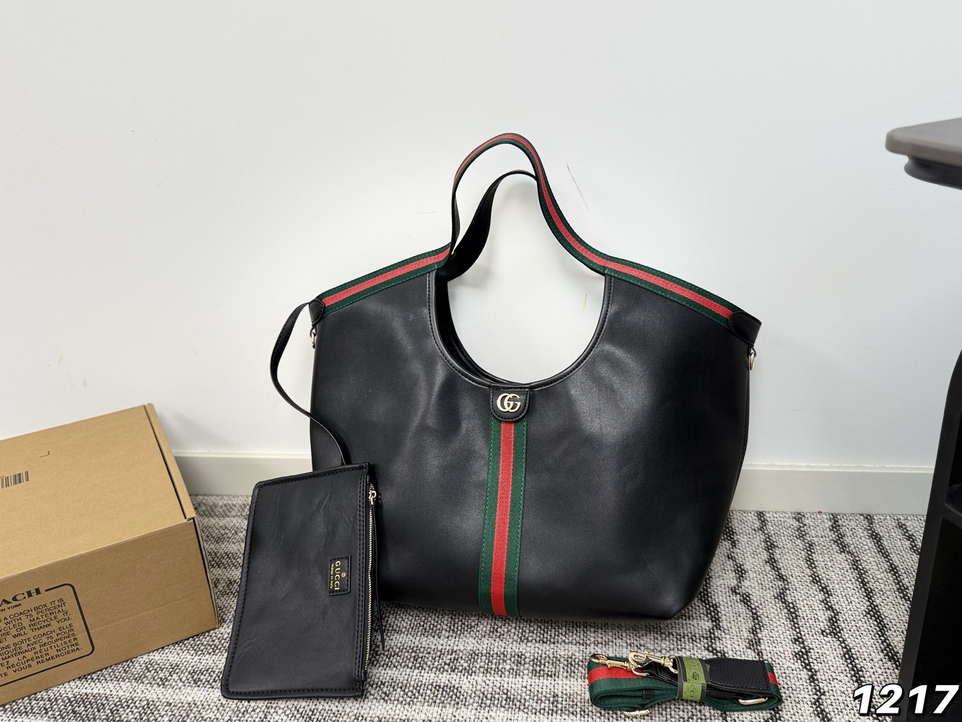 Gucci Giglio Tote Bag