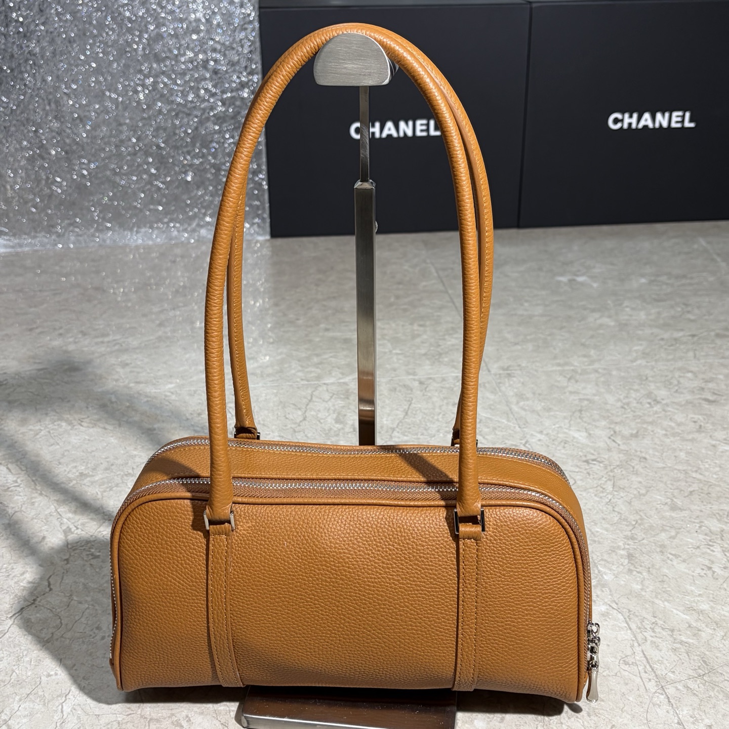 CHANEL 26SS 9161 Grained Leather Top Handle Tote Bag