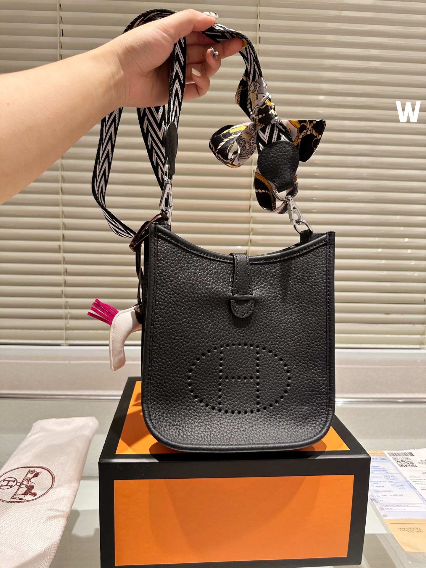 Hermes new Evelyne H unique hollow shape