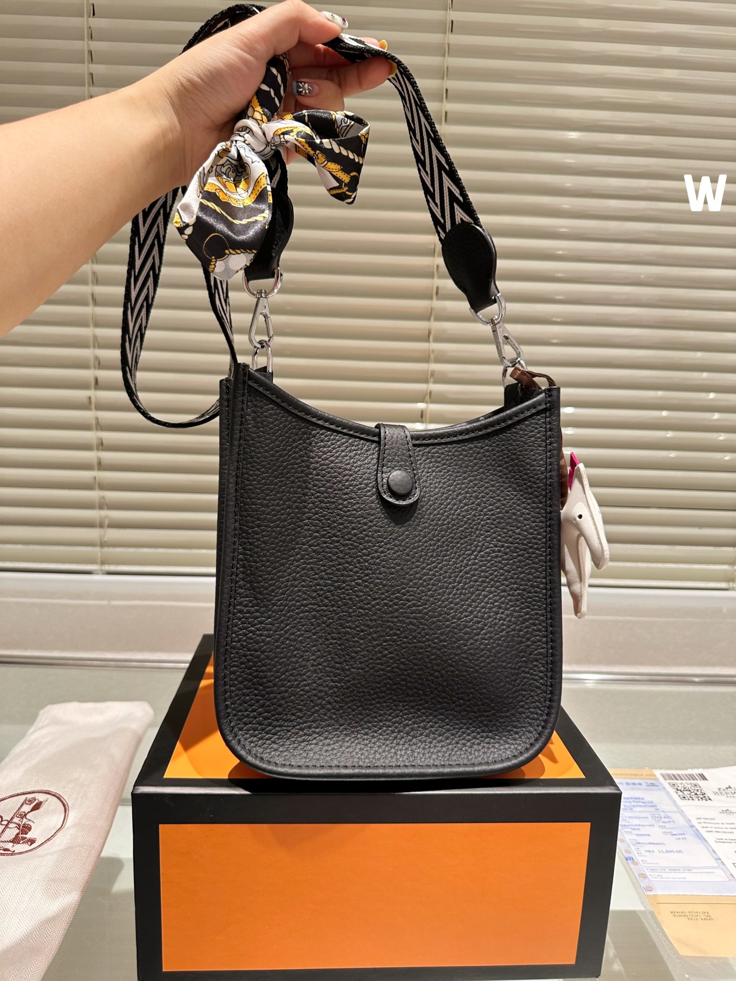 Hermes new Evelyne H unique hollow shape