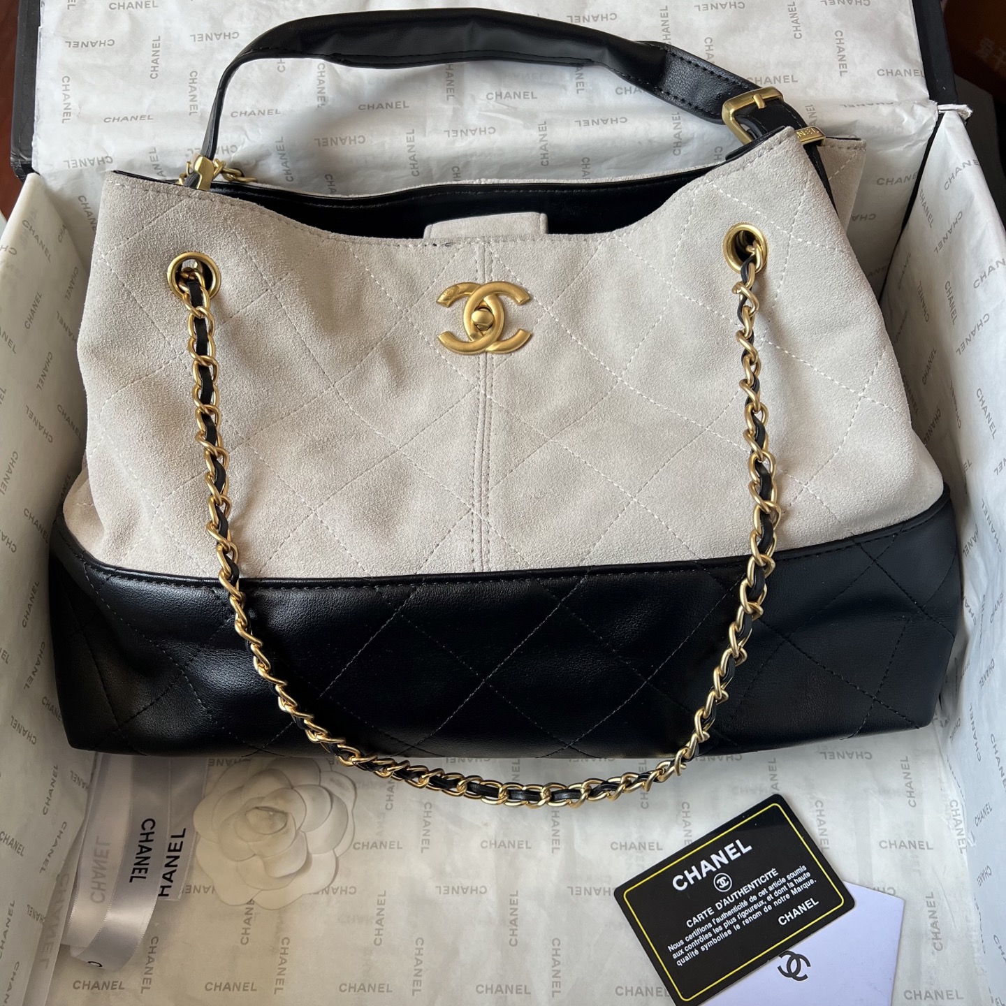 Chanel 25A Reissue Flap Bag 36cm