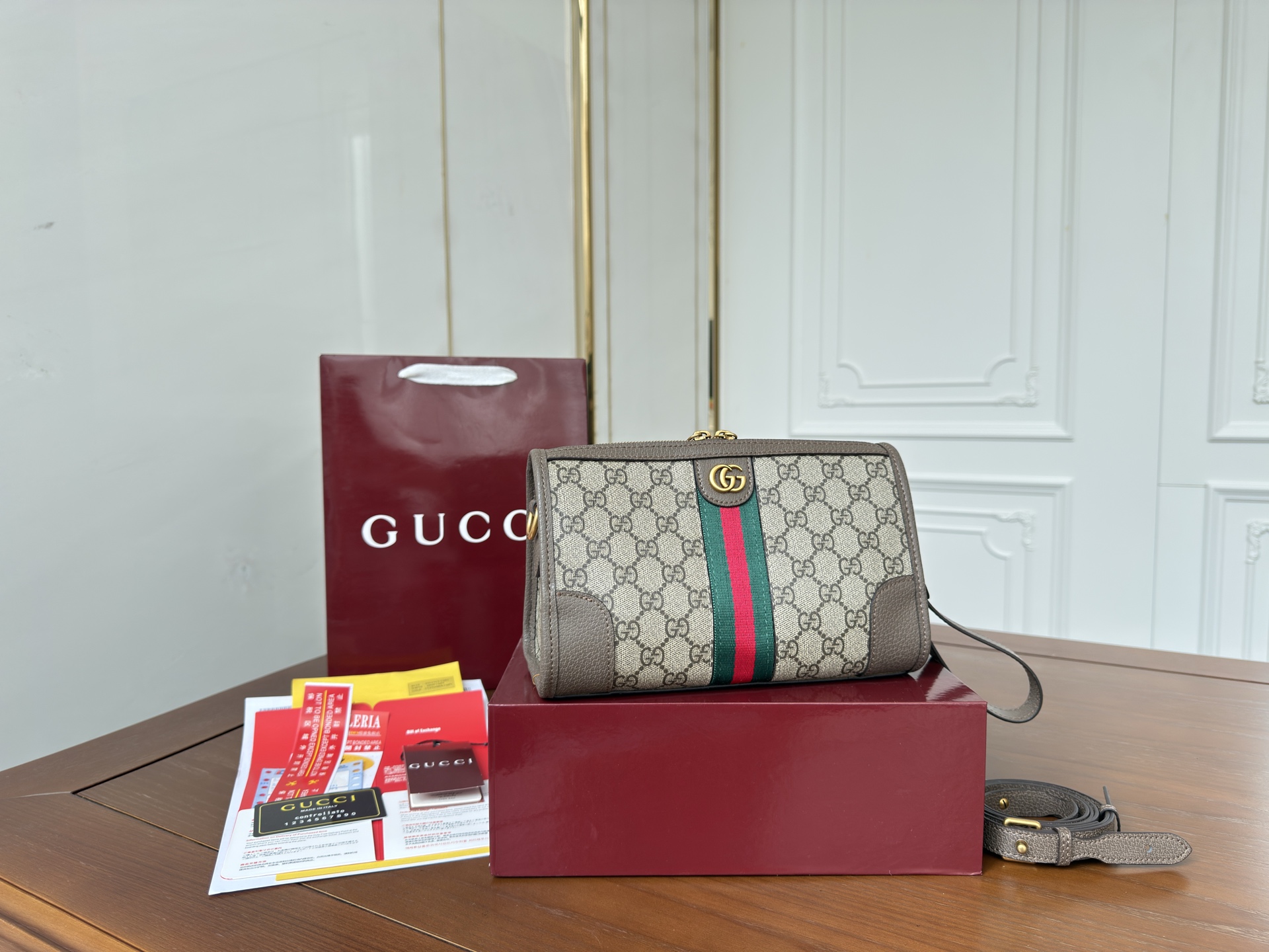 Gucci Crossbody Clutch Bag
