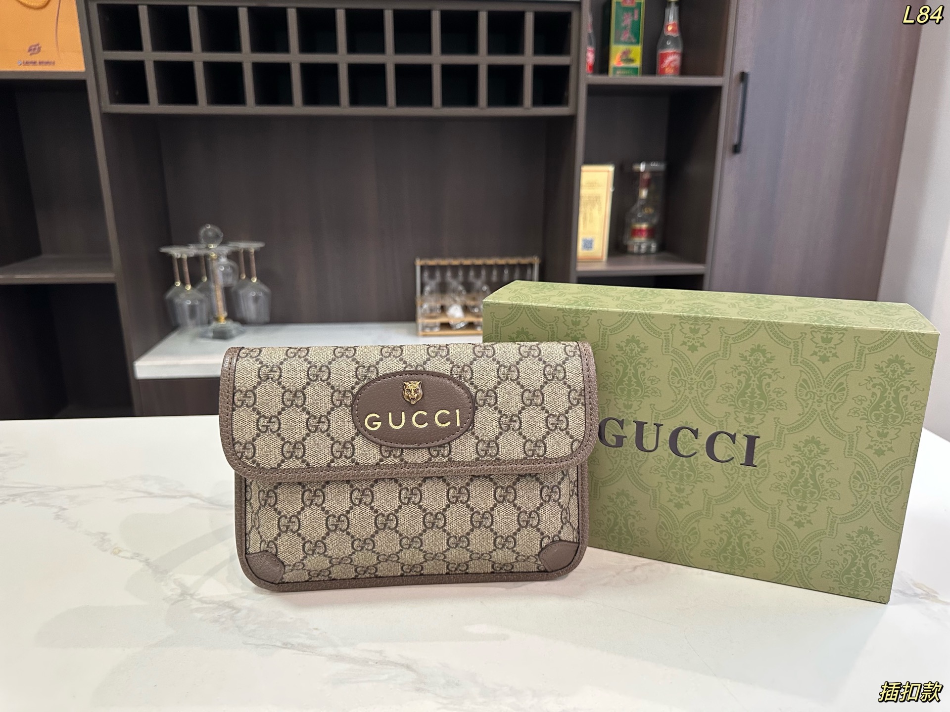 Gucci New 24 Tiger Head Waist Bag