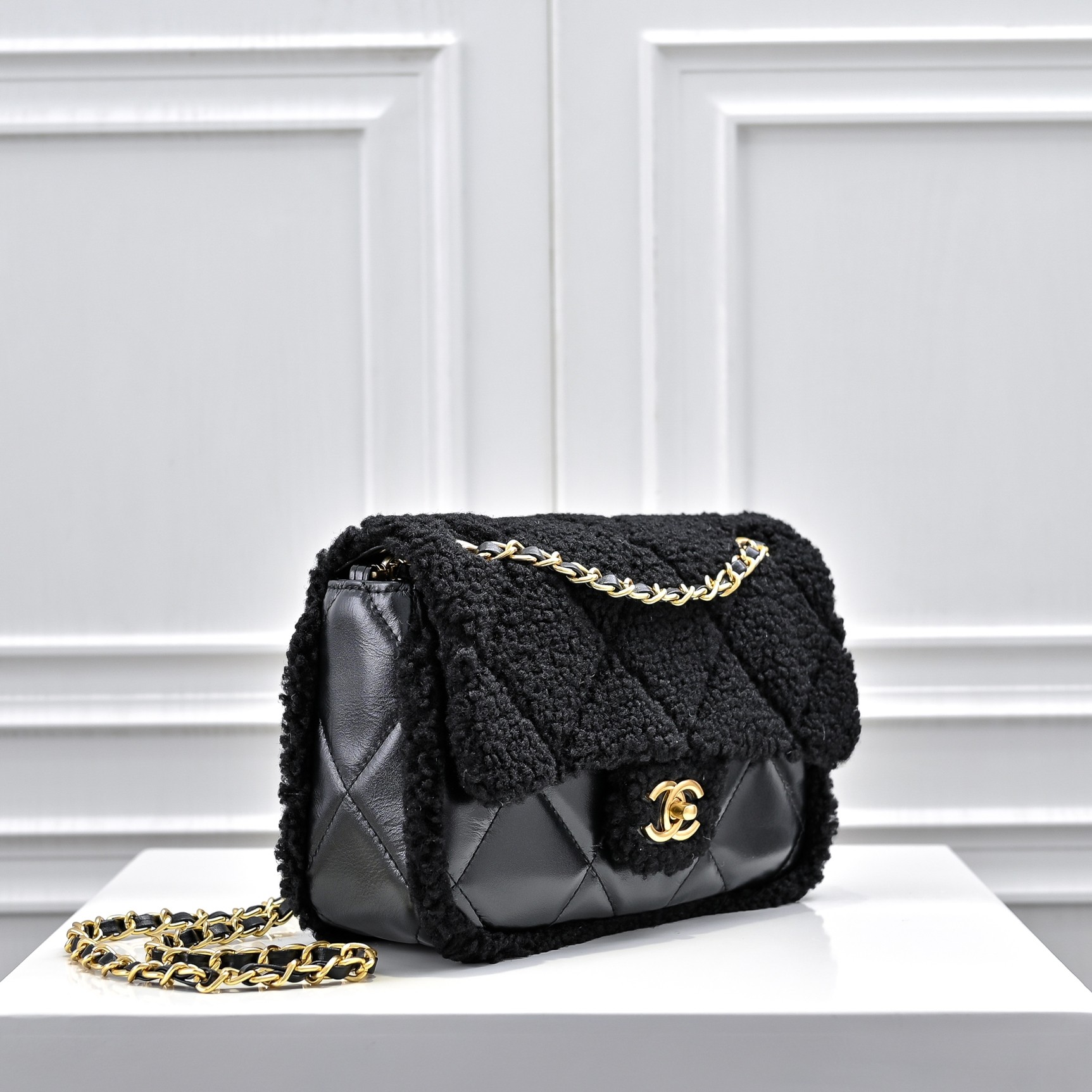 Chanel Teddy Lambswool Bag, Model 81151