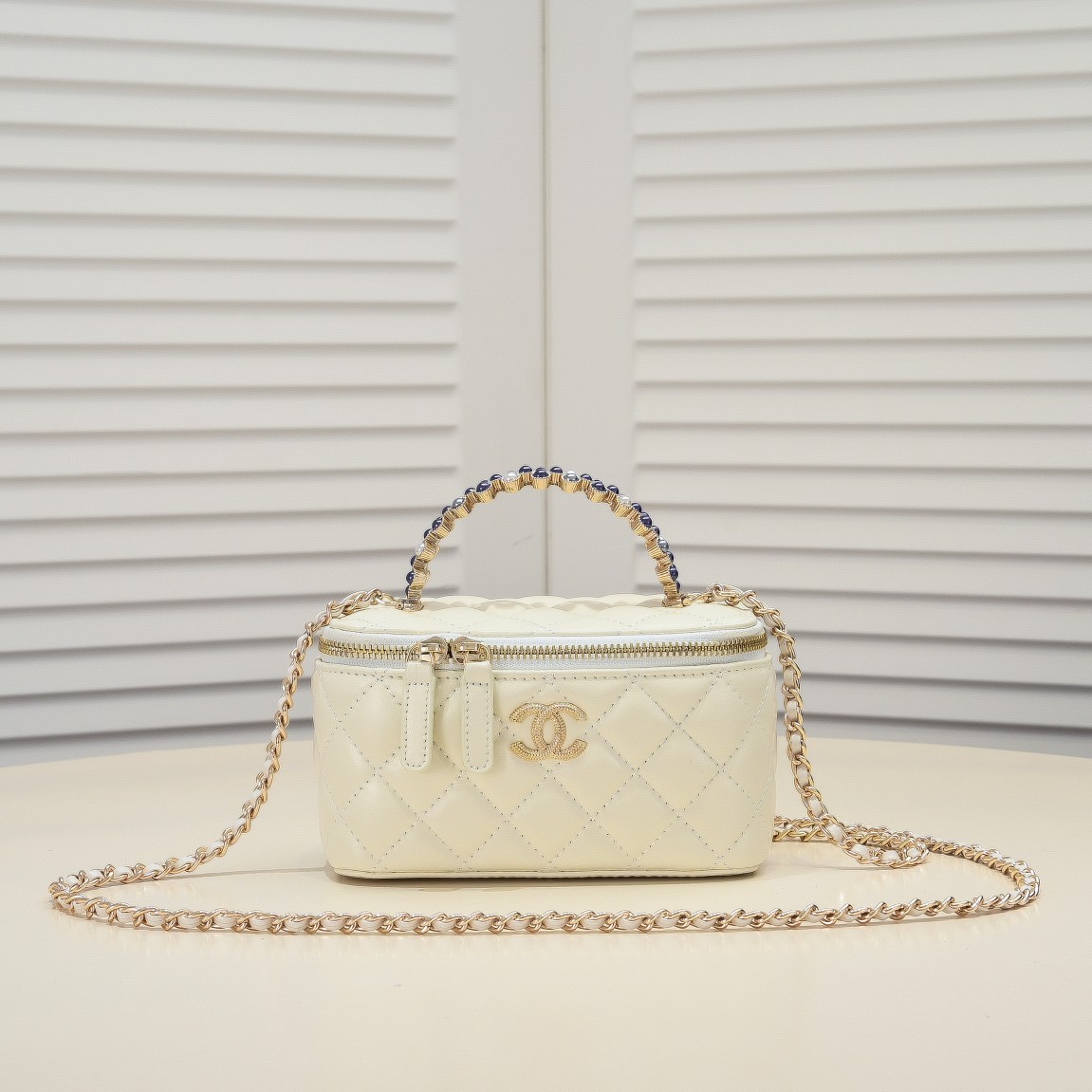Chanel Pearl Handle Box Bag Makeup Shoulder Bag Handbag