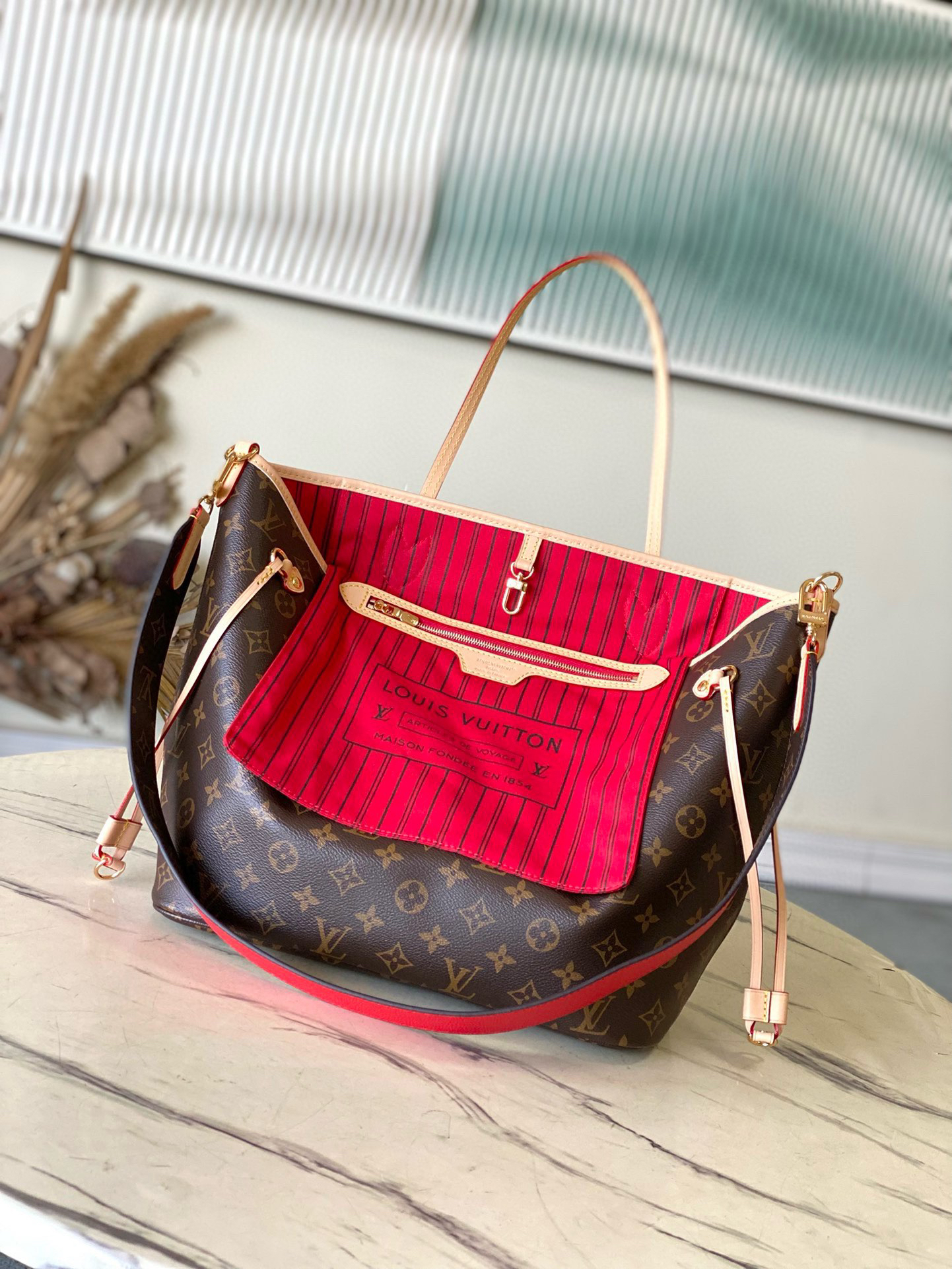LOUIS VUITTON Neverfull M12096