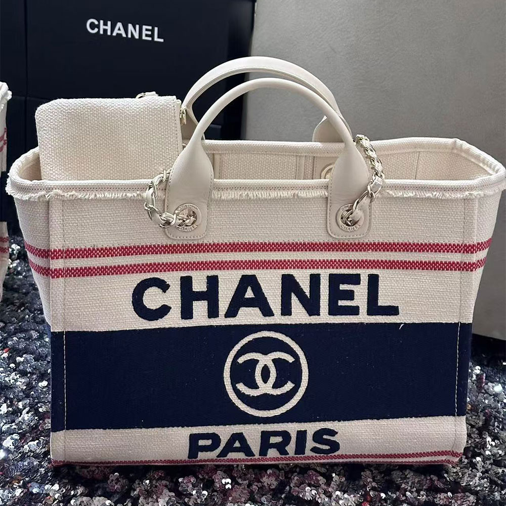 Chanel Beach Bag Shopper