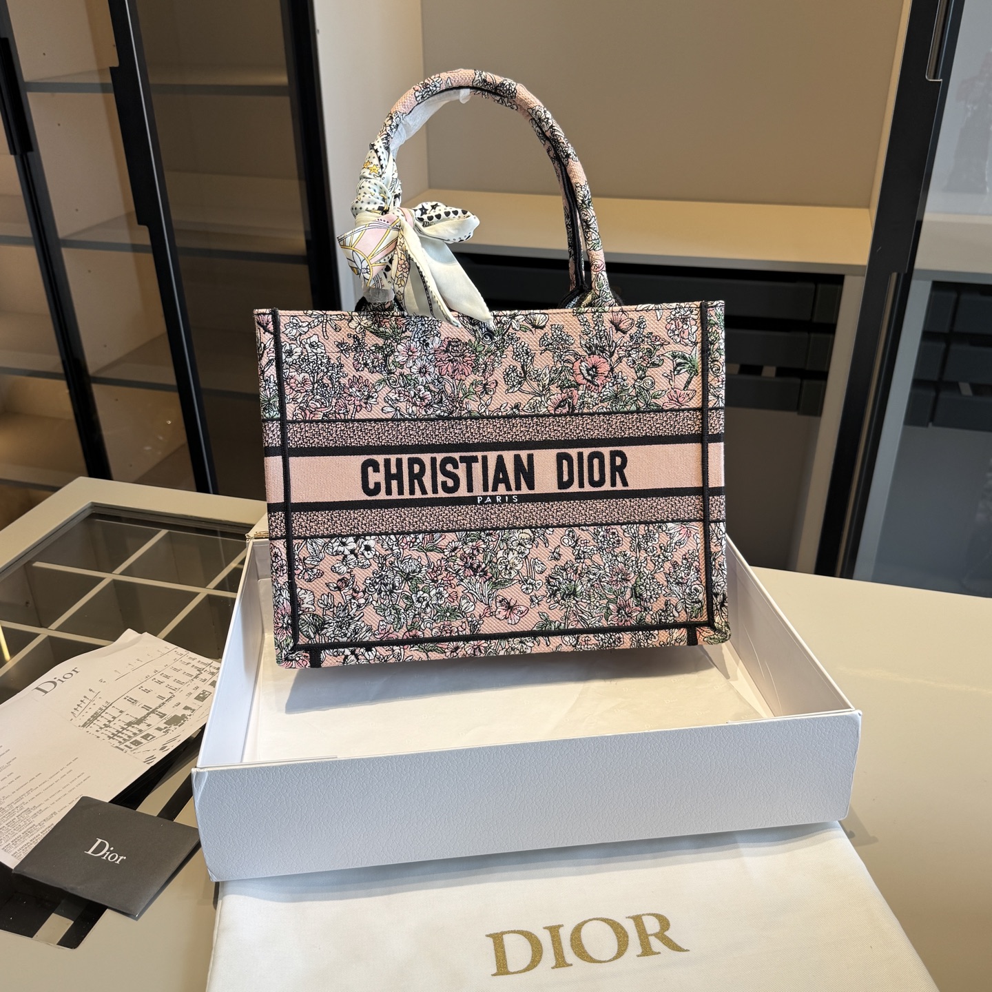 Dior Floral Embroidery Tote 10A