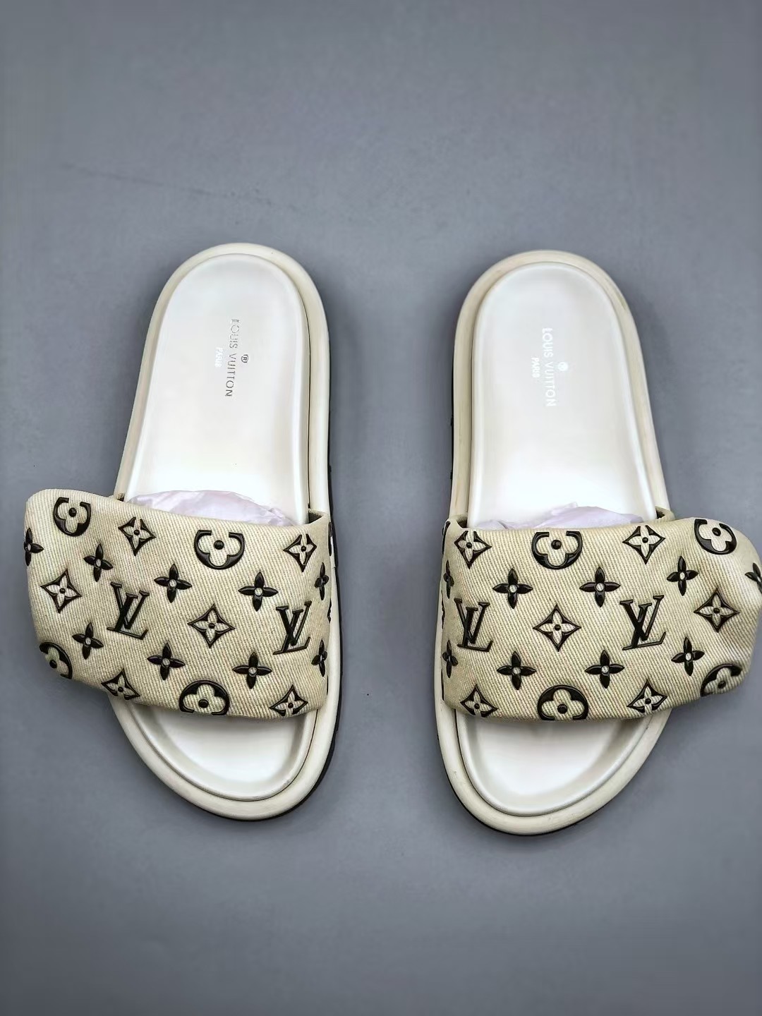 Louis Vuitton Off White Thick low Velcro slippers