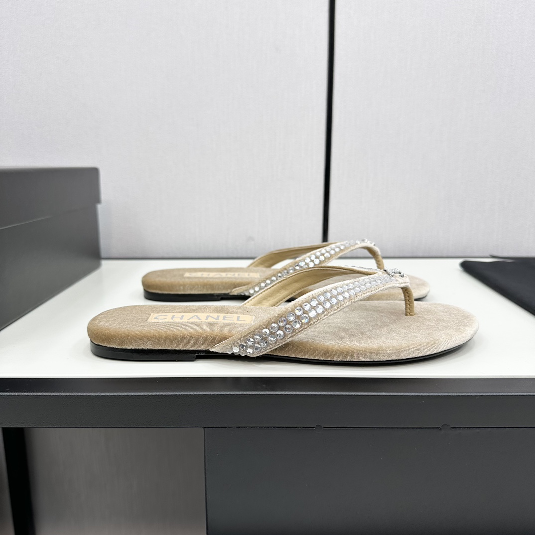 Chanel Clip Toe Flip Flops Slippers Sandals Shoes