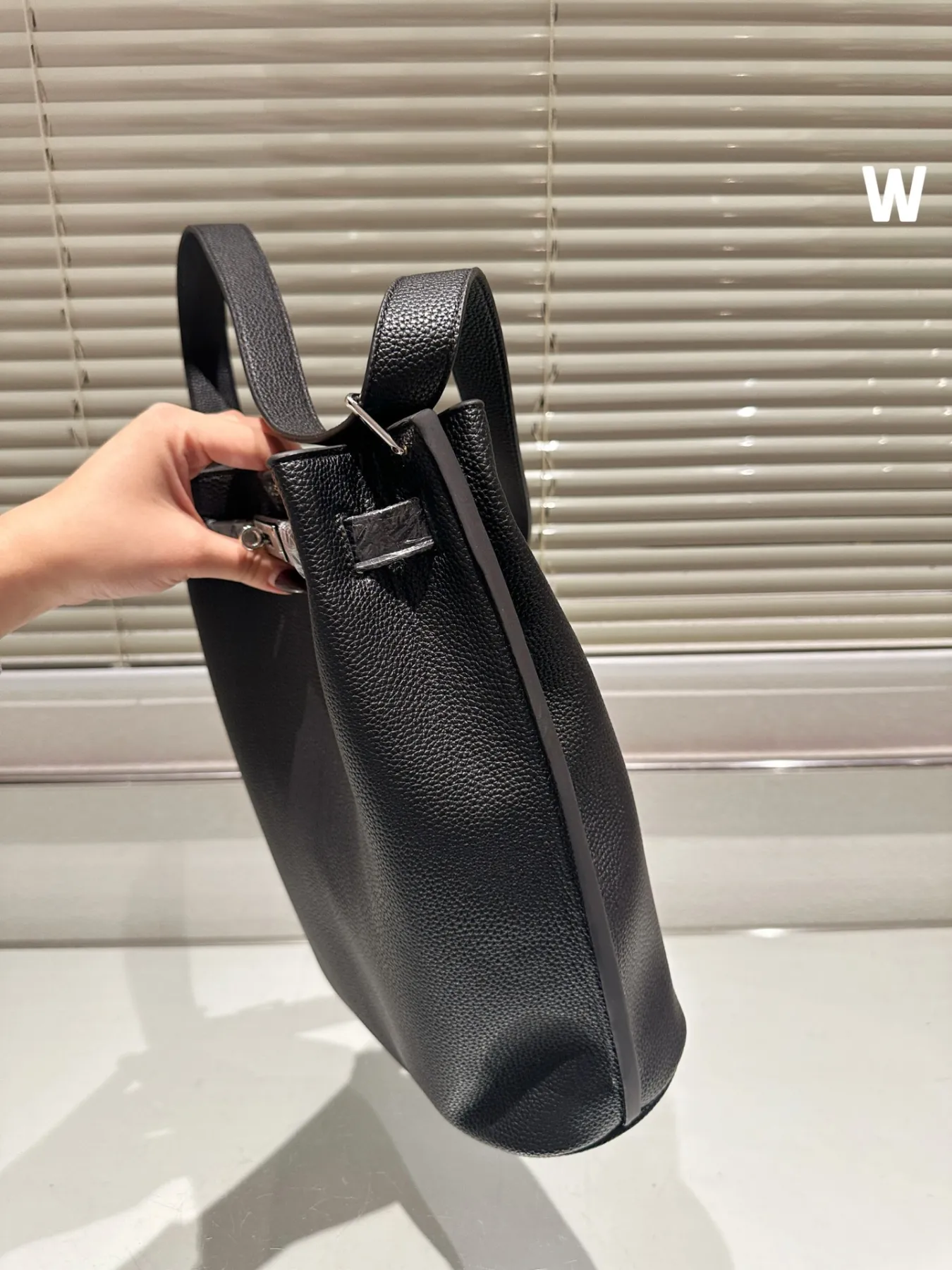 Hermès So Kelly handbag