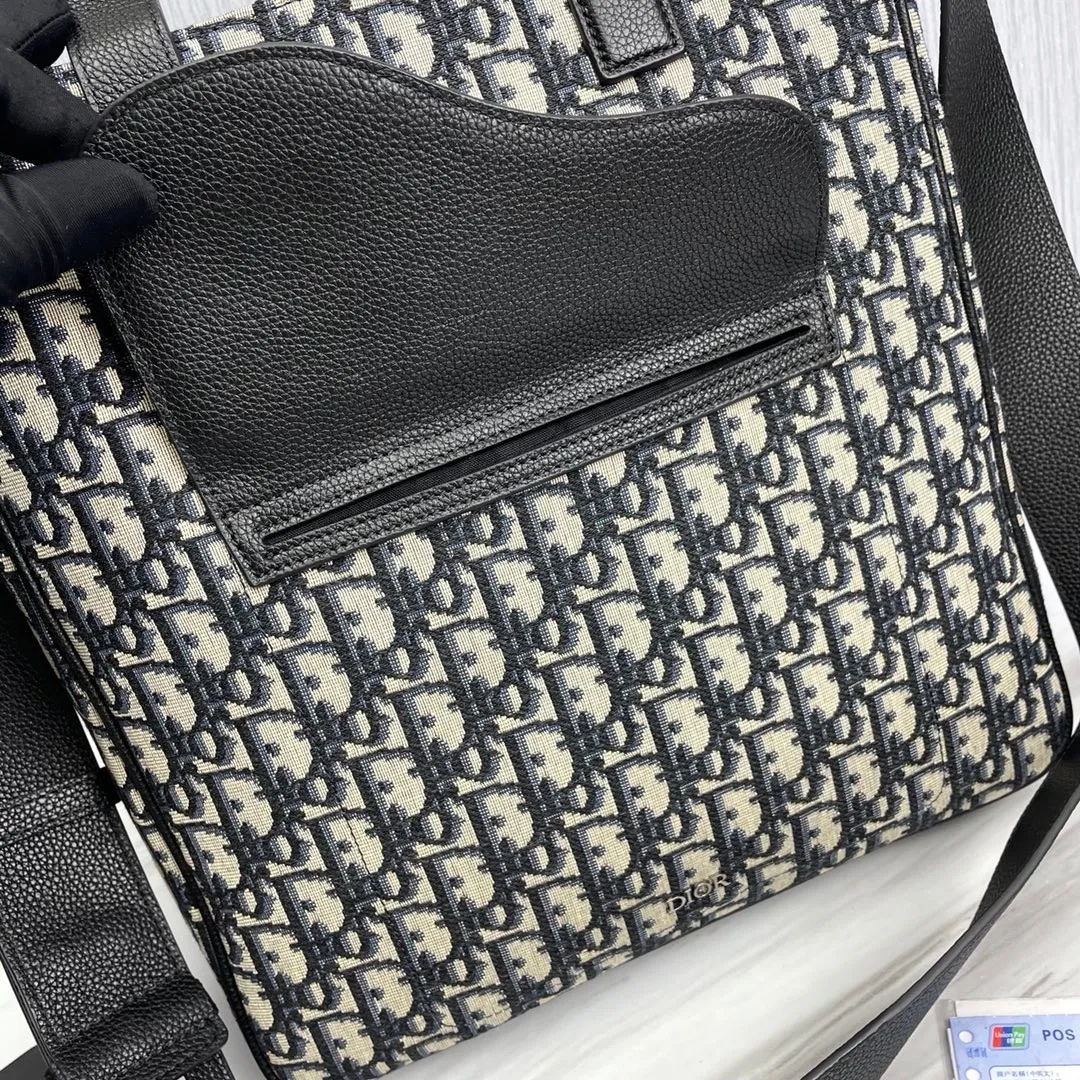 Dior Bag – 112561945