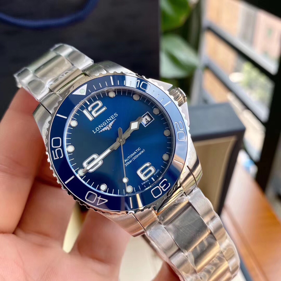 Life Style Longines HydroConquest 2025 - 43mm Ceramic Bezel, ISO 6425:2025 Certified 300M Dive Watch, Anti-Magnetic L888.6 Movement, Swiss Luxury Sports Chronometer