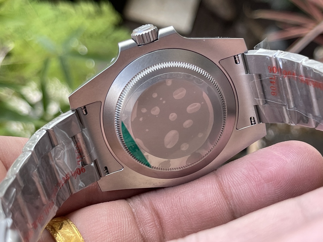 Hand-Painted Tropical Dial | Ceramic Luminescent Markers | Unisex 41mm Case  |300m Waterproof