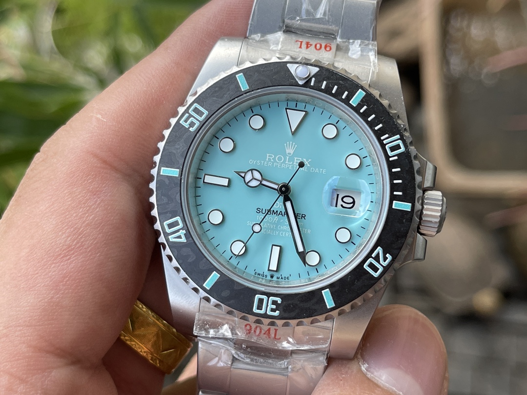 DIW Custom Submariner PARAKEET 2025 Tropical Green Dial | 41mm 904L Steel | Swiss Upgraded Movement | 300m Waterproof | Blockchain Authenticity