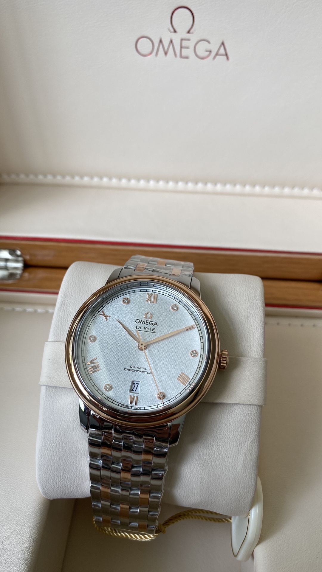 Omega De Ville 39.5mm Co-Axial Master Chronometer 6H Date Window | Stainless Steel | Sapphire Crystal | 100m Water Resistant | Global Duty-Free