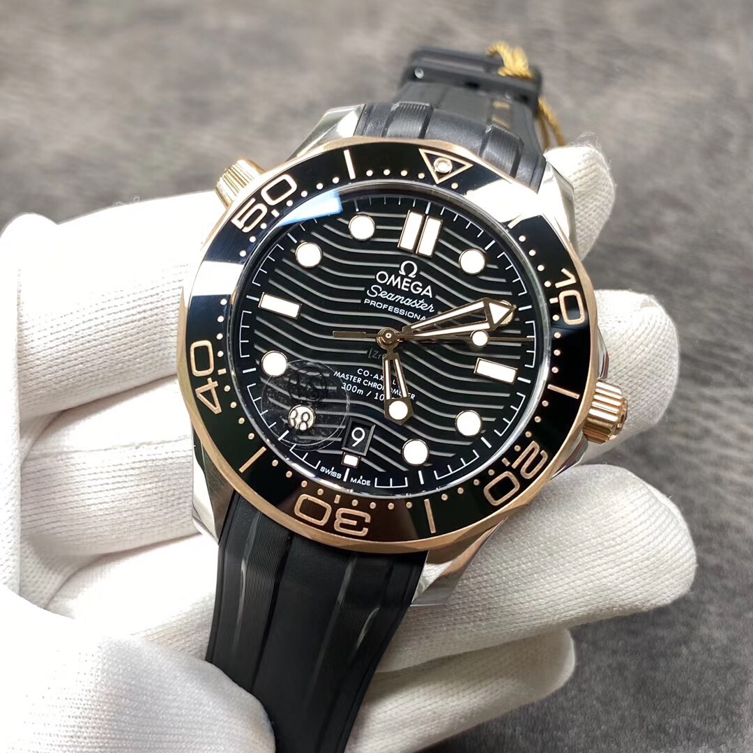 OMEGA Seamaster Diver 300M 42mm | Co-Axial Master Chronometer 300m Water Resistant | Ceramic Bezel | METAS-Certified (-0/+5s/day) | Global Duty-Free