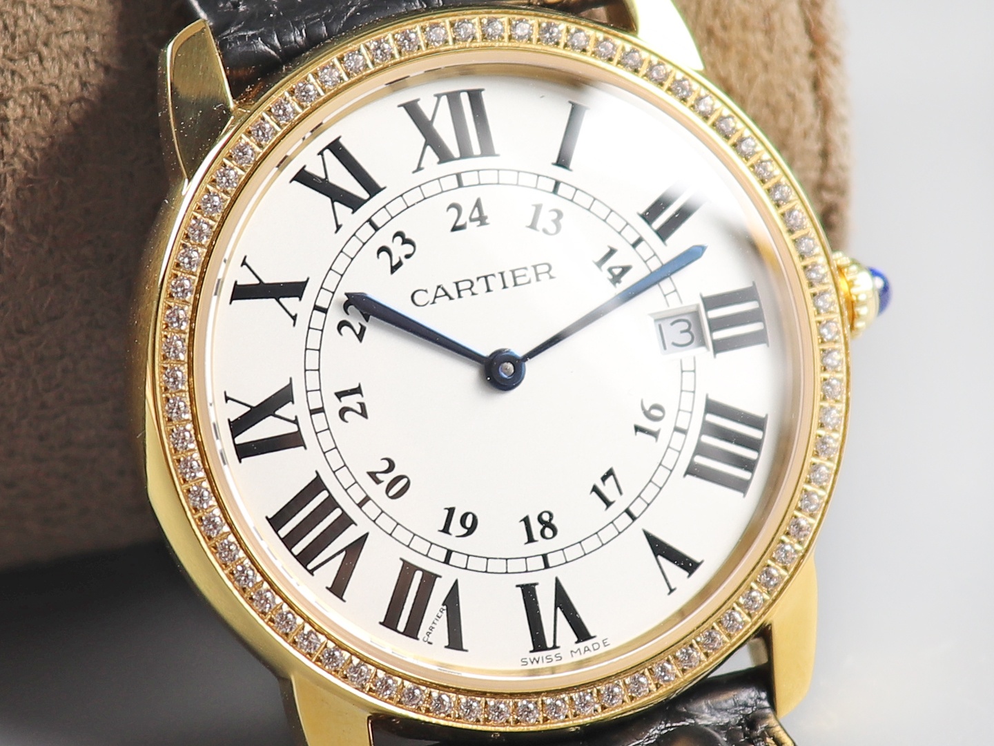 Cartier London Couple's Watch Set – His & Hers Automatic Pair, Stainless Steel & Sapphire, 2025 Limited Edition | Luxury Matching Timepieces for Anniversaries/Weddings