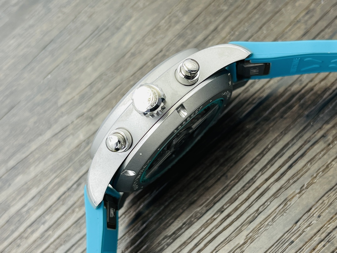 IWC x AMG Collaboration 2024 Ultimate Edition | Premium Luxury Chronograph Watch | Exclusive Cross-Border E-Commerce Launch